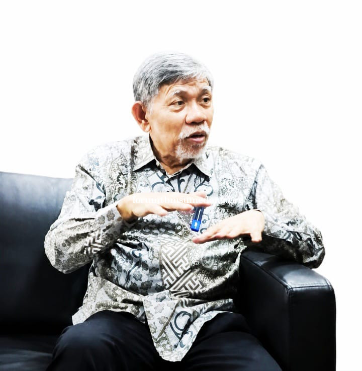 Enam Literasi Dasar: Prof. Ir. H. Agus Pakpahan, M.S., Ph.D. Tegaskan Koperasi Berbeda Secara Ideolo