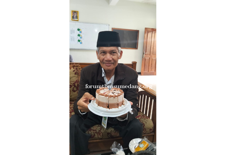 Kejutan di Ruang Guru: Cerita Hangat Hari Guru 